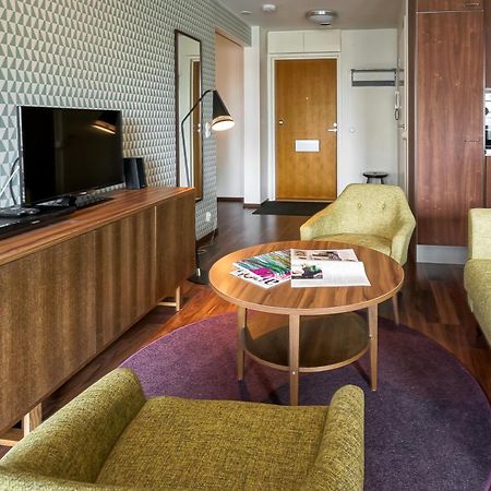 Forenom Serviced Apartments Espoo Tapiola Eksteriør bilde